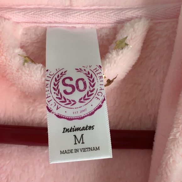 Pink and gold plush robe - Picture 3 of 3